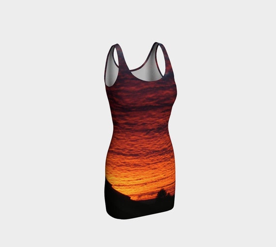 Red Sky Sunset Dress: Form Fitting Reversible Bodycon