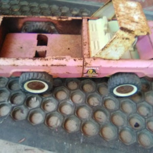 Pink Buddy L Kennels Truck