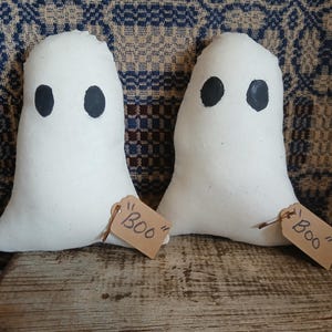 Ghost bowl filler, Primitive grungy Halloween Ghost Decor