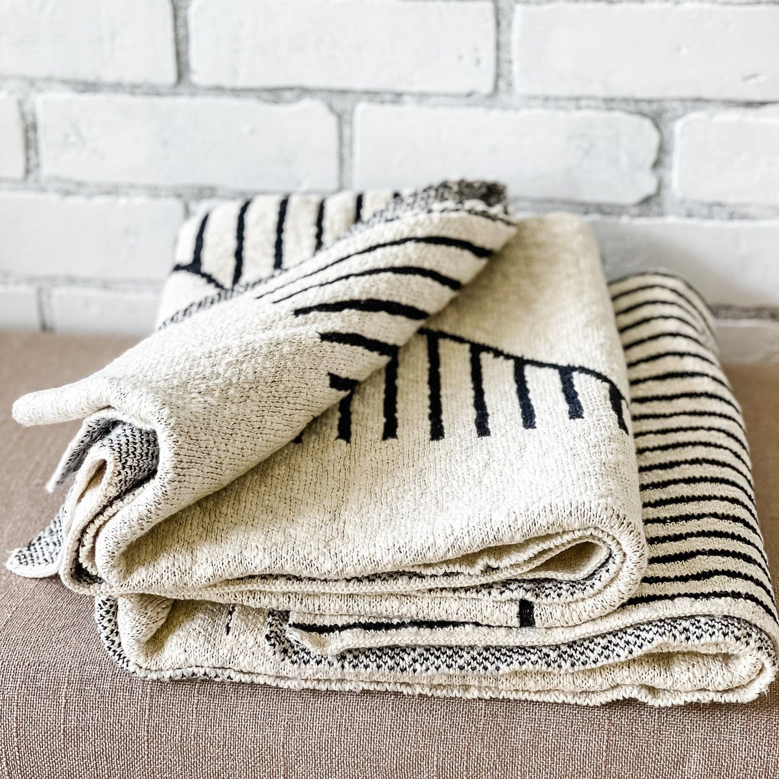 Thick cotton throw blanket hotsell