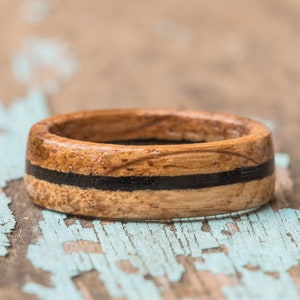 Kentucky Bourbon Barrel Wood Ring: Thoroughbred Racing Fence Wedding Band