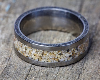 Titanium Your Sand Center and Side Inlay Ring