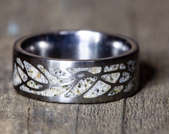 Your Sand Inlay Leaf and Vine Pattern Titanium Ring