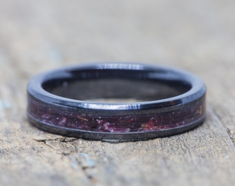 Red Rose Petal Inlay 4mm Black Ceramic Stacking Ring