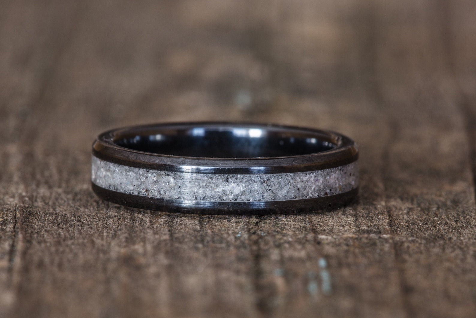 Your Sand Inlay Black Ceramic Stacking Ring Use Your Own Sand Women 4mm ...