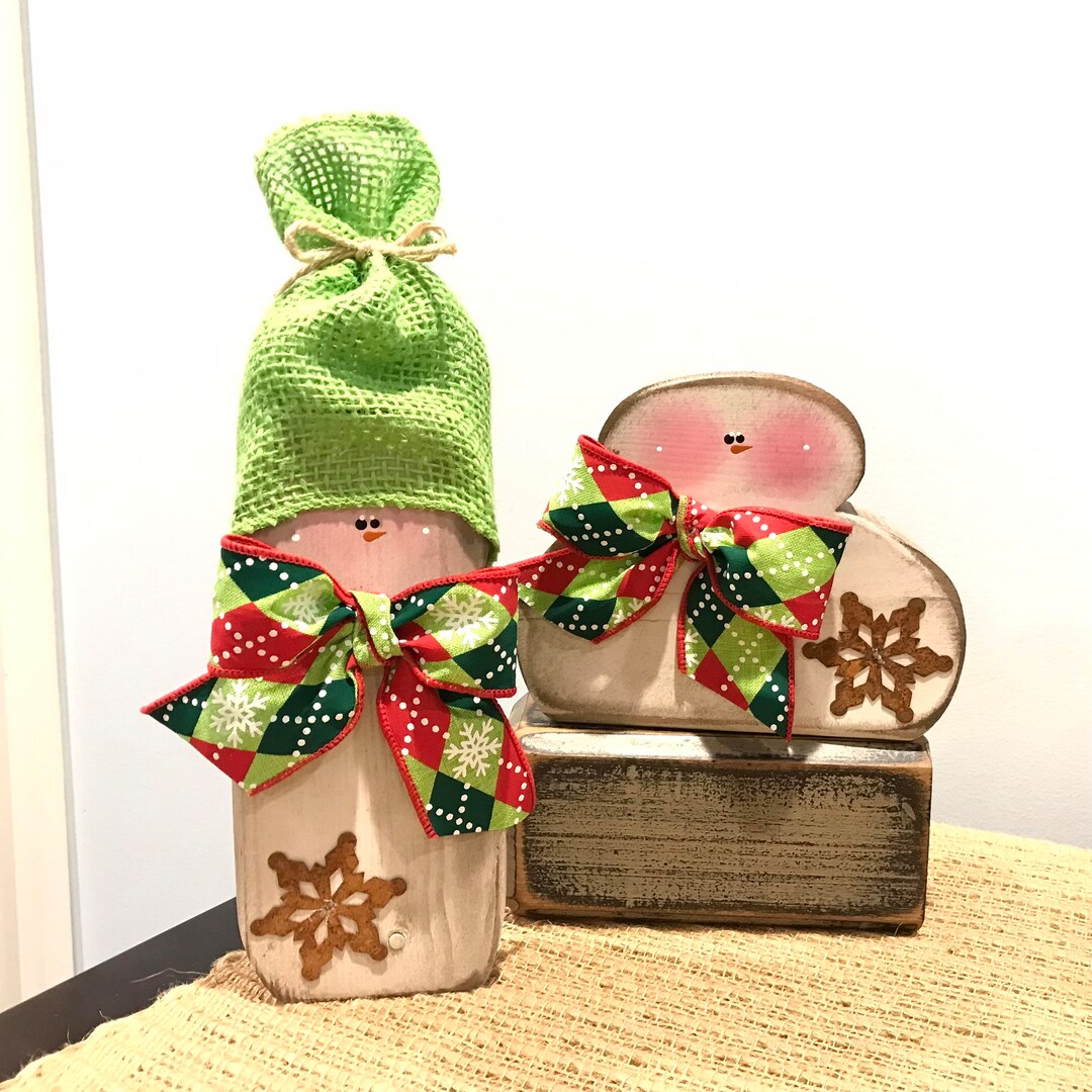 Christmas Decor. Snowman Decor. Winter Wooden Snowman. Snowflake