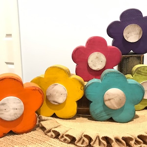Wood flowers. Spring tiered tray decor. Wooden flowers. Summer decor. Tier tray wooden flowers. Wood daisies. Modern Prims. Rustic flowers.