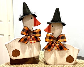 Witch goose themed decor. Goose decor. Fall decor. Halloween wood goose. Geese decor. Be silly. Goose on the loose. Duck decor. Goose sign.