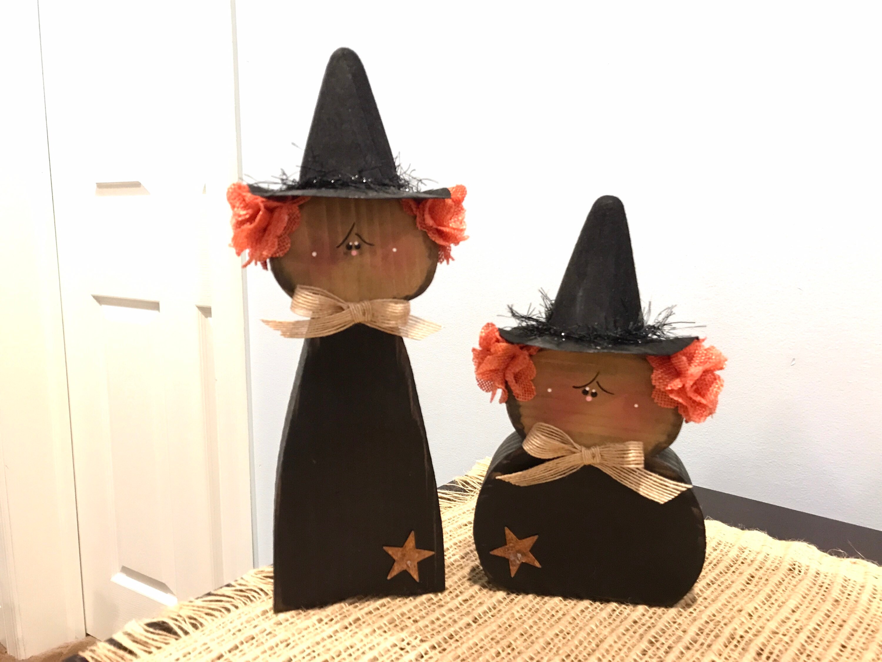 Wooden black witches. Wood witch. Cute witch. Fall wood decor. | Etsy