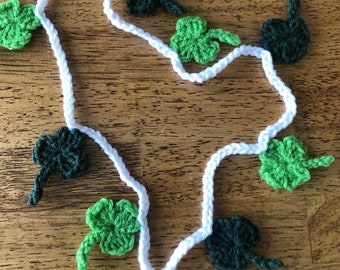 Crochet shamrock garland, St. Patrick’s Day, four leaf clover