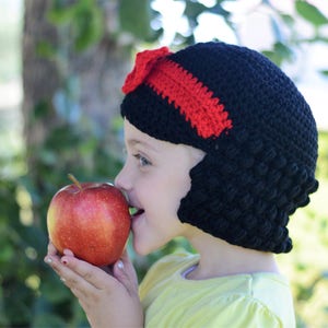 Snow White hat, yarn wig hat, Halloween hat, princess hat, dress up hat