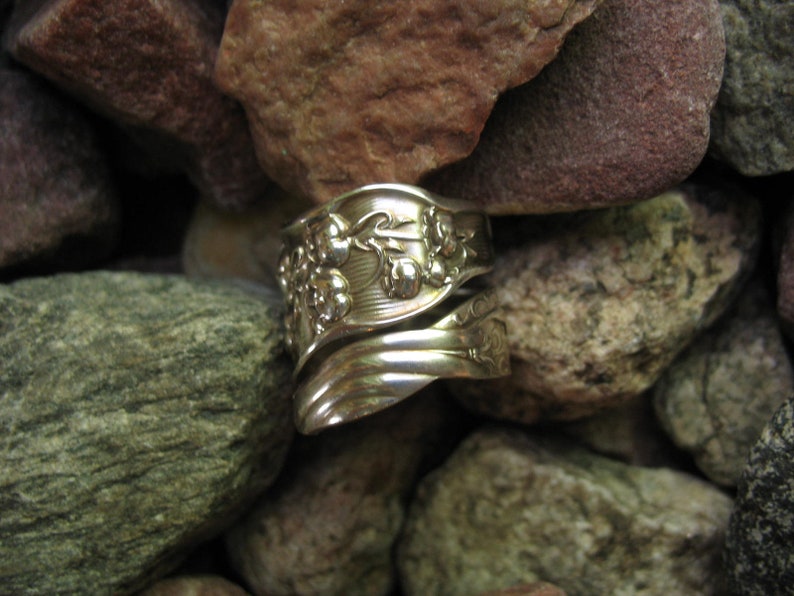 Art Nouveau Antique Sterling Silver Lily of the Valley Wedding Bridal Spoon Ring Silverware Jewelry Size 7.25 R456 Western Skies offers Silver