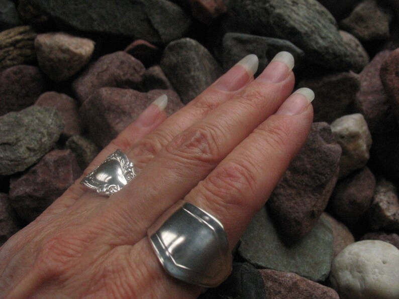 Beautiful Vintage Smooth Angled Tip Greek Vase Spoon Ring Size 9.5 R345 Western Skies Silver