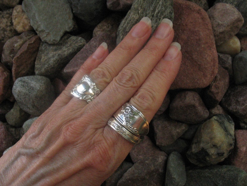 Diagonal Floral Antique Spiral Spoon Ring Size 10.25 R266 Western Skies Silver