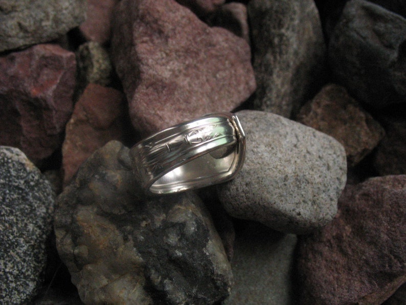 Beautiful Vintage Smooth Angled Tip Greek Vase Spoon Ring Size 9.5 R345 Western Skies Silver