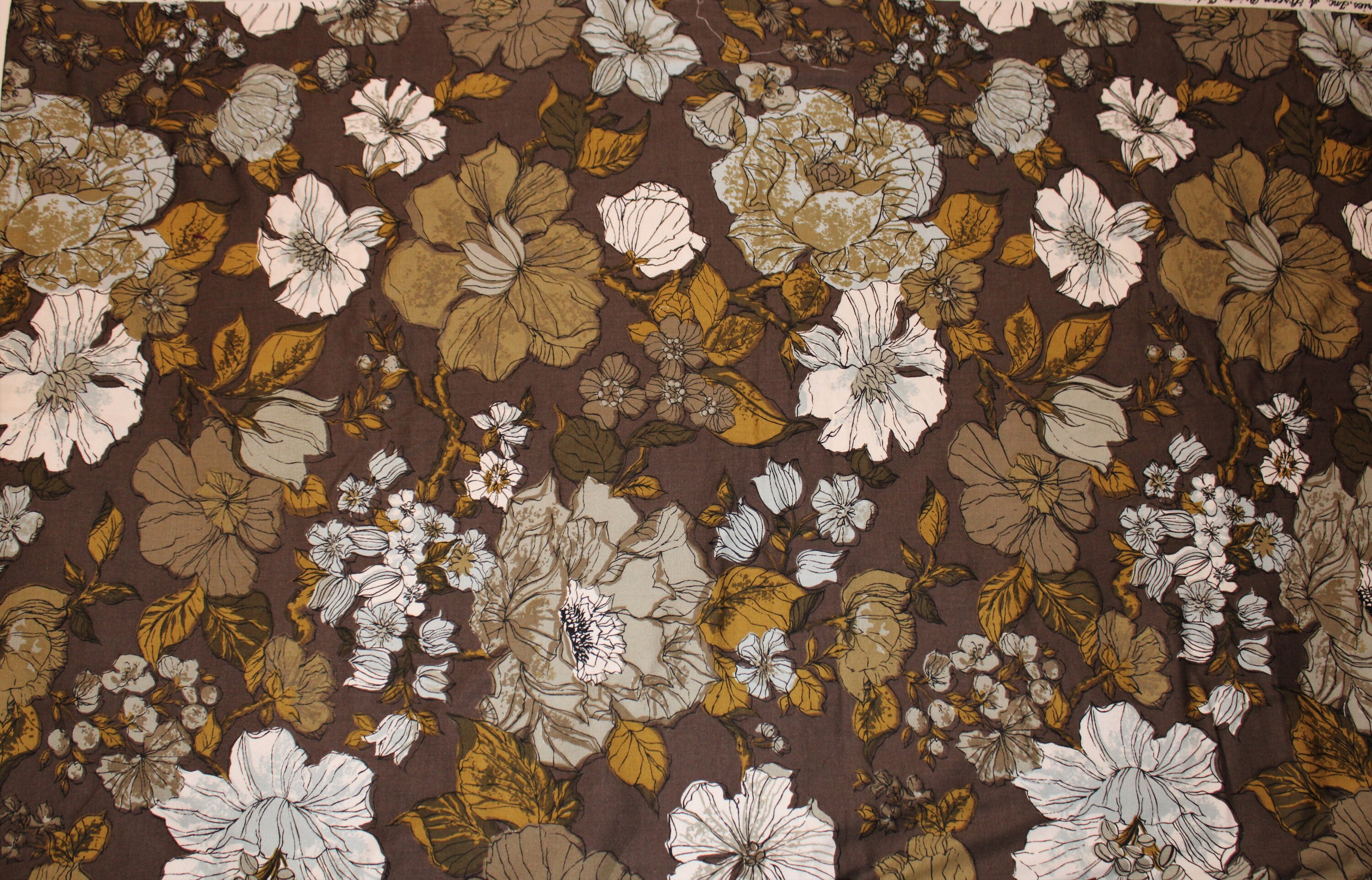 Vintage Decor / Drapery House N Home Fabrics and Draperies Inc Floral