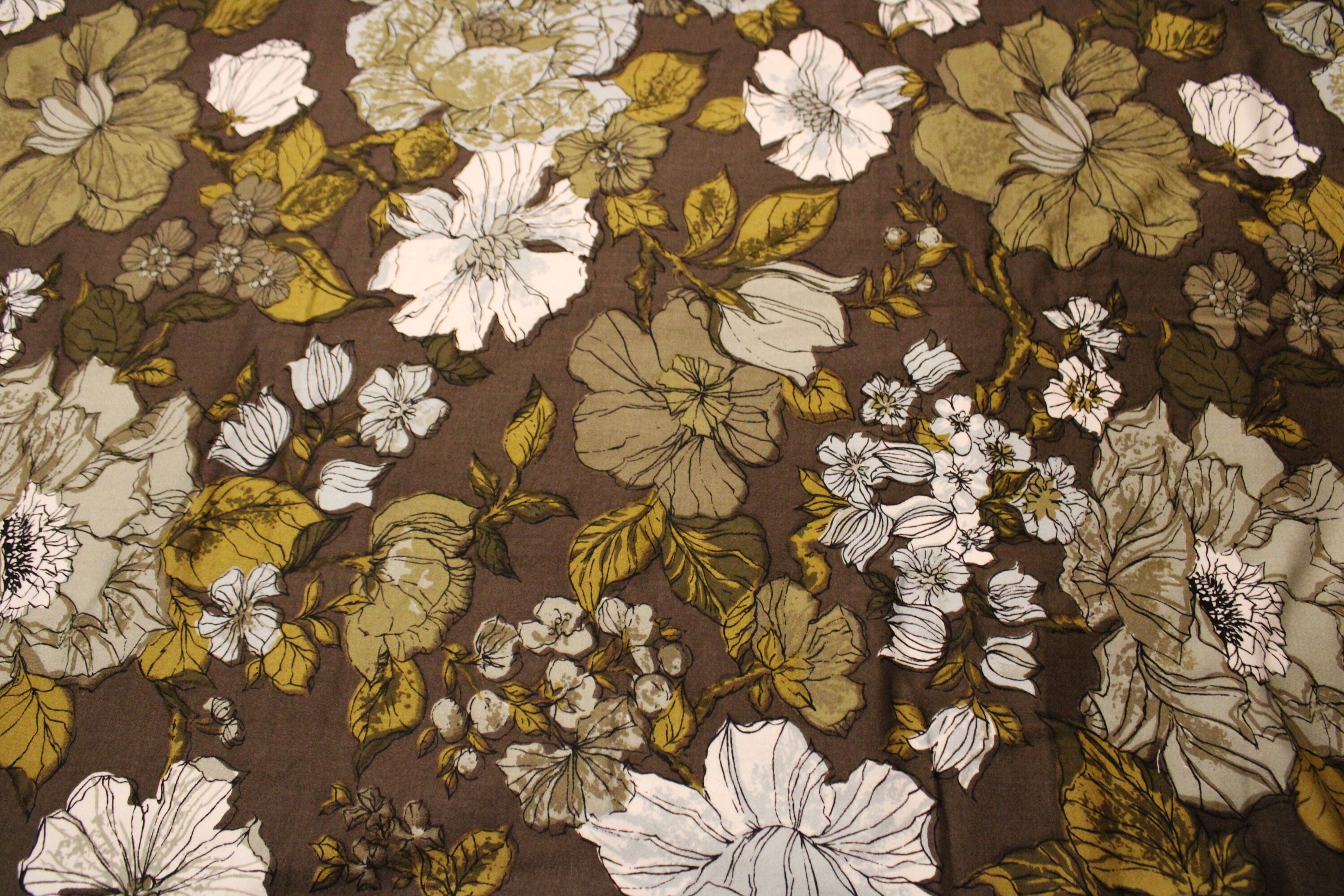Vintage Decor / Drapery House N Home Fabrics and Draperies Inc Floral