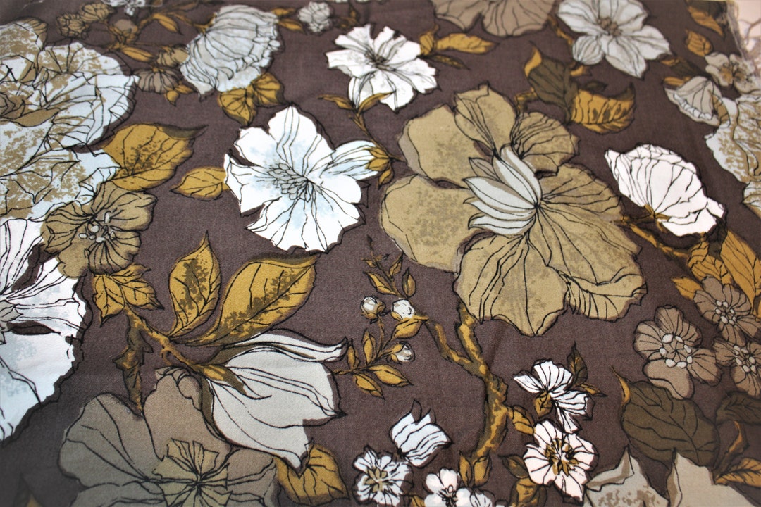 Vintage Decor / Drapery House N Home Fabrics and Draperies Inc Floral