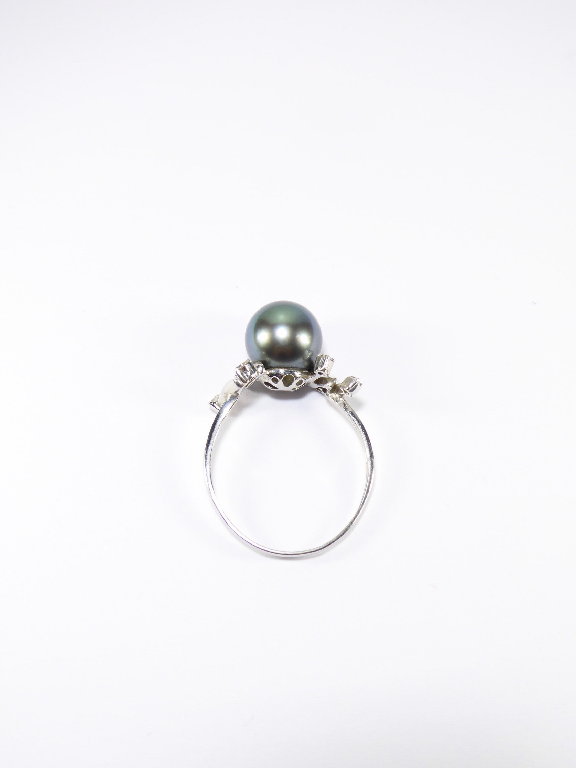 Unique British Vintage 9mm Haitian Pearl & Diamond Ring 9k | Etsy