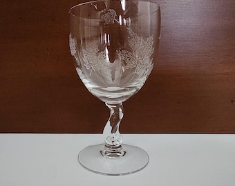 Fostoria Sylvan  Wine Glass  4 1/2" Stem #6060 Leaves