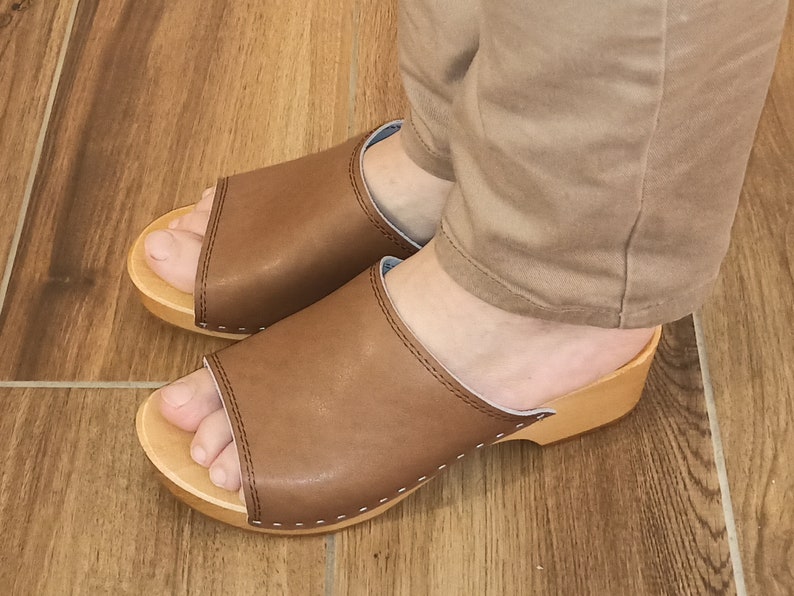 suede clogs flat