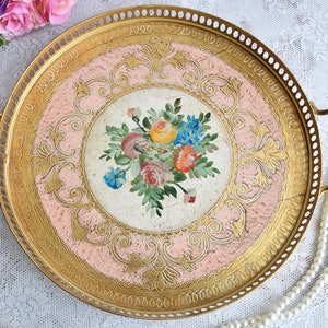 Florentine serving tray with handles and hand painted floral decorations, Handmade wooden tray with golden chain, Italian round tray for tea