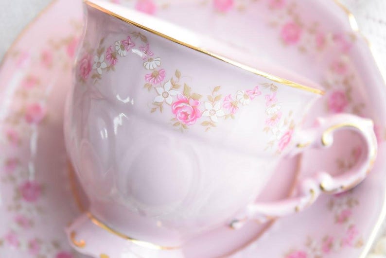 Juego de té vintage con flores y decoración dorada, juego de té de porcelana con tetera, juego de servicio de té antiguo para 6, juego de té de oro de 24 quilates imagen 10