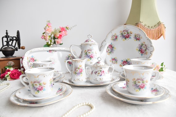 ガッゼトgazetteグッズ　19TH ANNIVERSARY TEA SET Vintage Chodziez Tea Set, Polish Porcelain With Colorful Floral