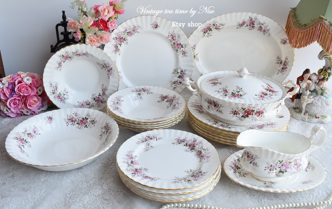 Retro dinnerware sets best sale