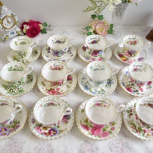 Ensembles vintage de tasses et soucoupes à thé Fleurs du mois pour homme Royal Albert tous les mois image 2