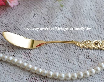 Vintage butter knife metal knife in golden color vintage cutlery