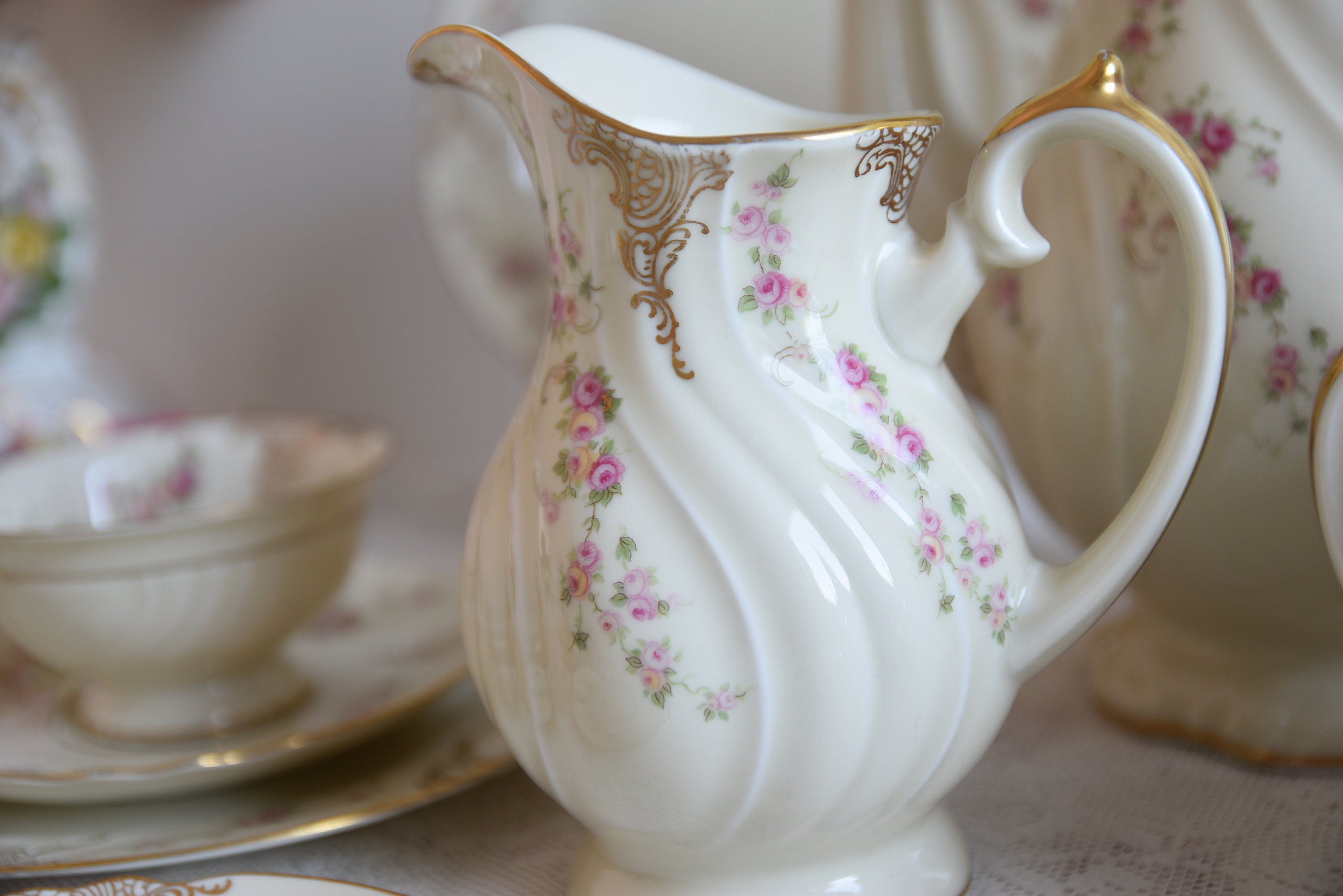 Thomas Ivory Bavaria Tea Set – Vintage Swirl Porcelain With Pink Floral ...