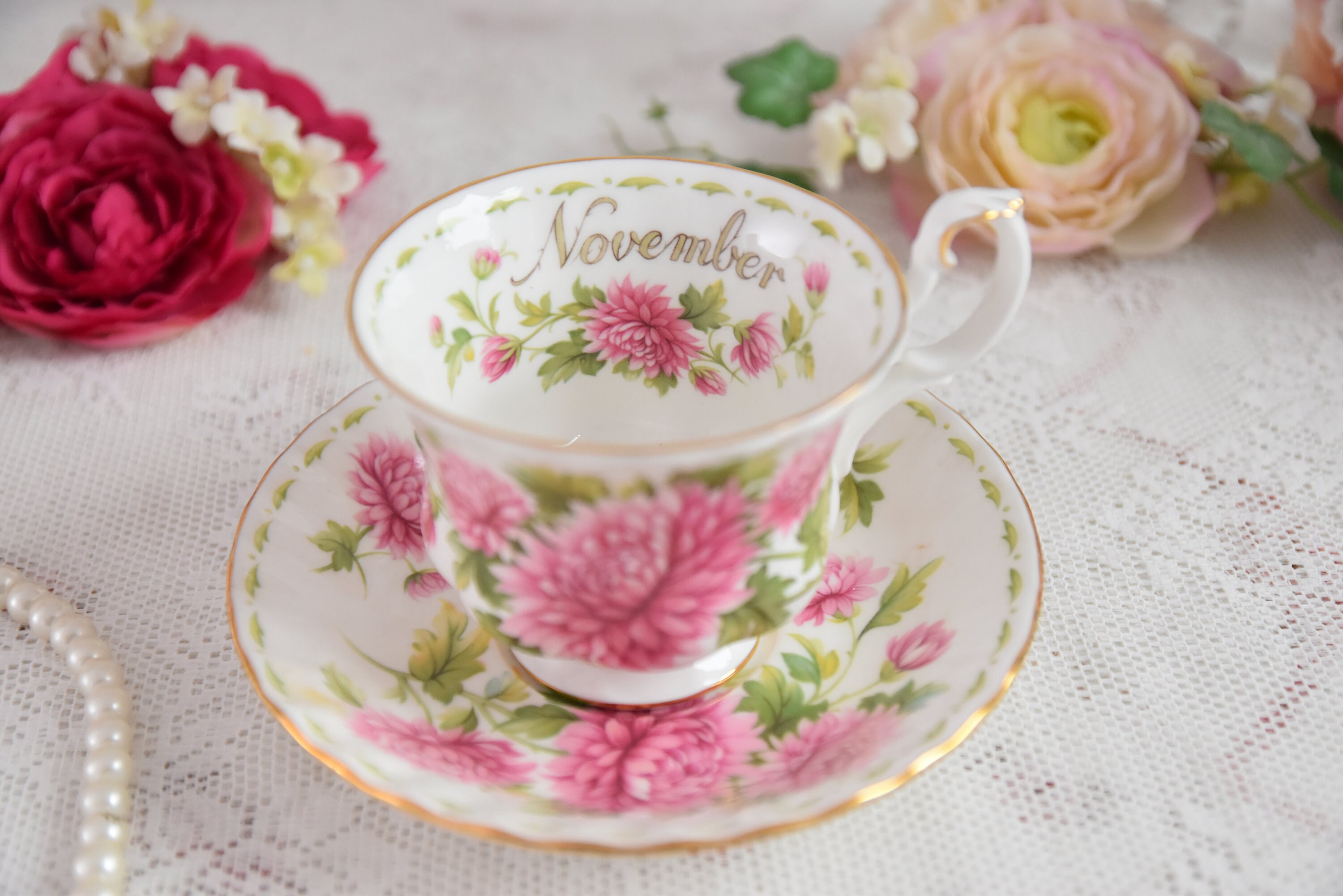 Flowers of the Month November Royal Albert Tea Cup Floral English