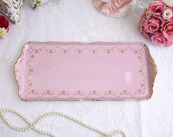 Elegantes Serviertablett mit Goldrand