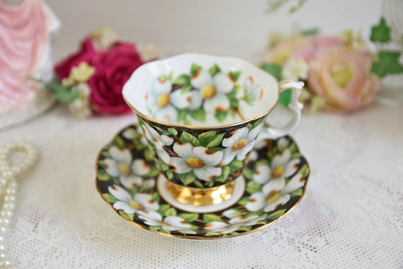 London Boutique Set di 3 Tazze da caffè e tè e piattino, Piatti da Dessert da 19 cm, in Porcellana, Stile Shabby Chic, Vintage, con Uccello, Farfalla, Floreale, Confezione Regalo (Rosa