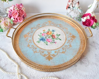 Large handmade Italian wooden tray with chain border and handles