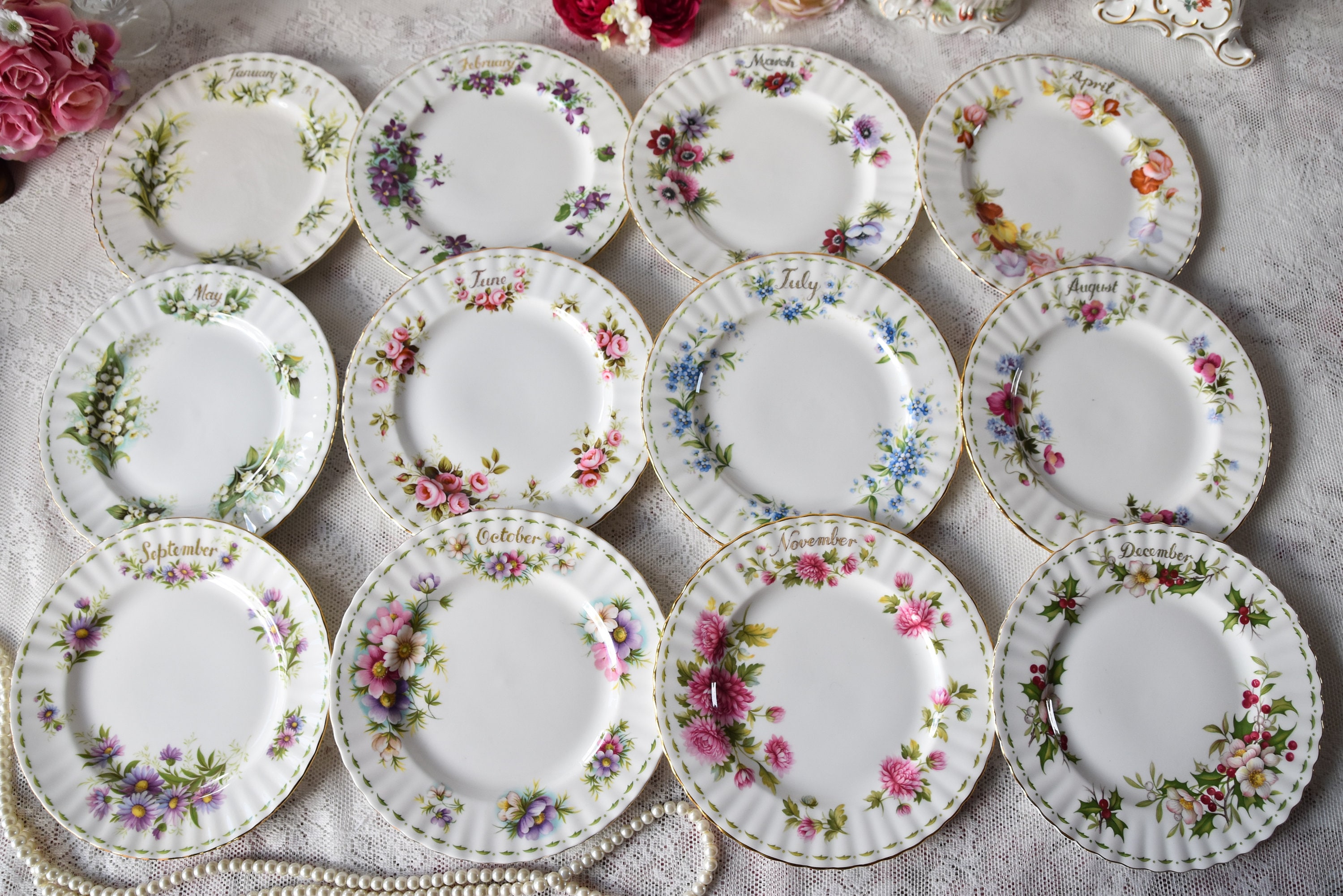 Flower of the Month Royal Albert Plate Set Full for 12 - Etsy Flower of the Month Royal Albert Plate Set Full for 12 - Etsy
