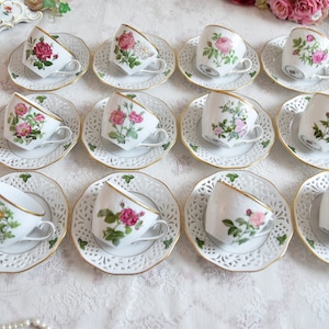 Vintage Tee Set Schumann Arzberg mit Blumen durchbrochenes Porzellan Set für 12, Porzellan Tee Set mit durchbrochenem, floralen Tee Tassen Set