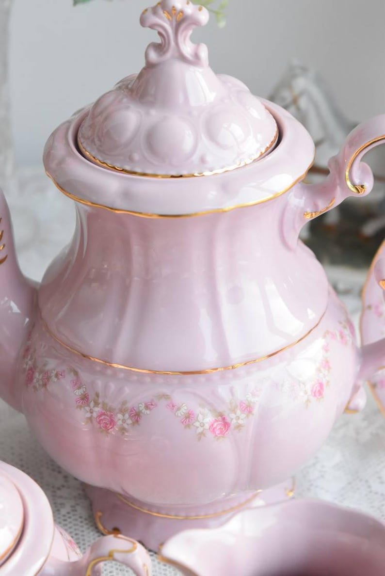 Juego de té vintage con flores y decoración dorada, juego de té de porcelana con tetera, juego de servicio de té antiguo para 6, juego de té de oro de 24 quilates imagen 4