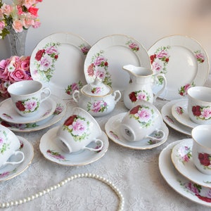 Thun Czech Vintage Tea Set with Pink and Red Roses – Floral Porcelain