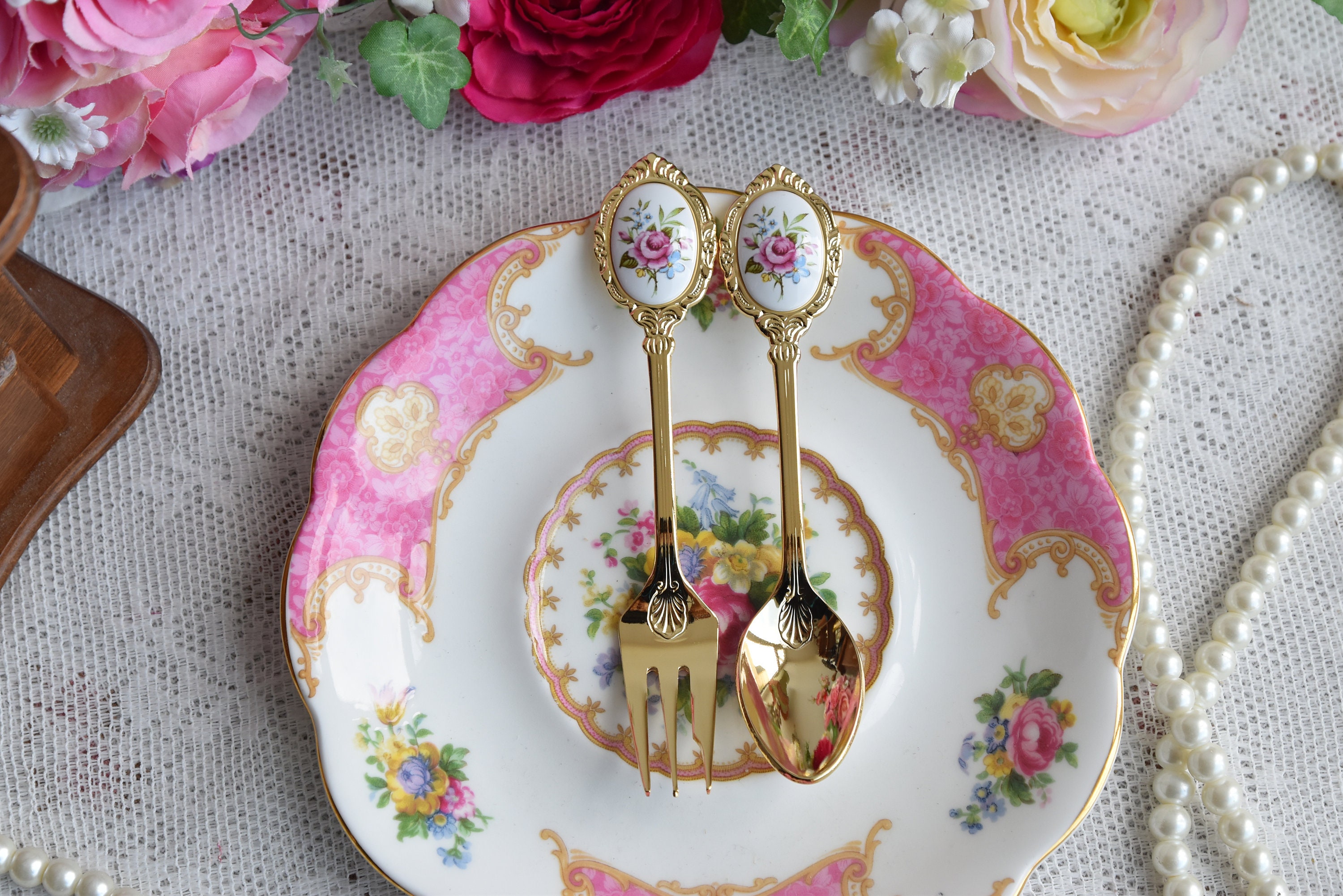 Vintage Botanical Set of 4 Teaspoons