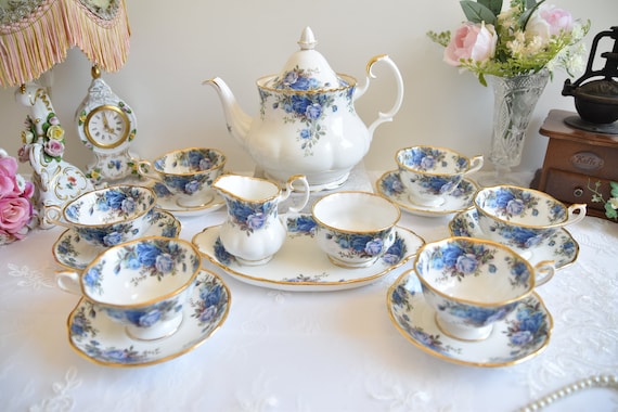 ロイヤルアルバートCarolineティーセット