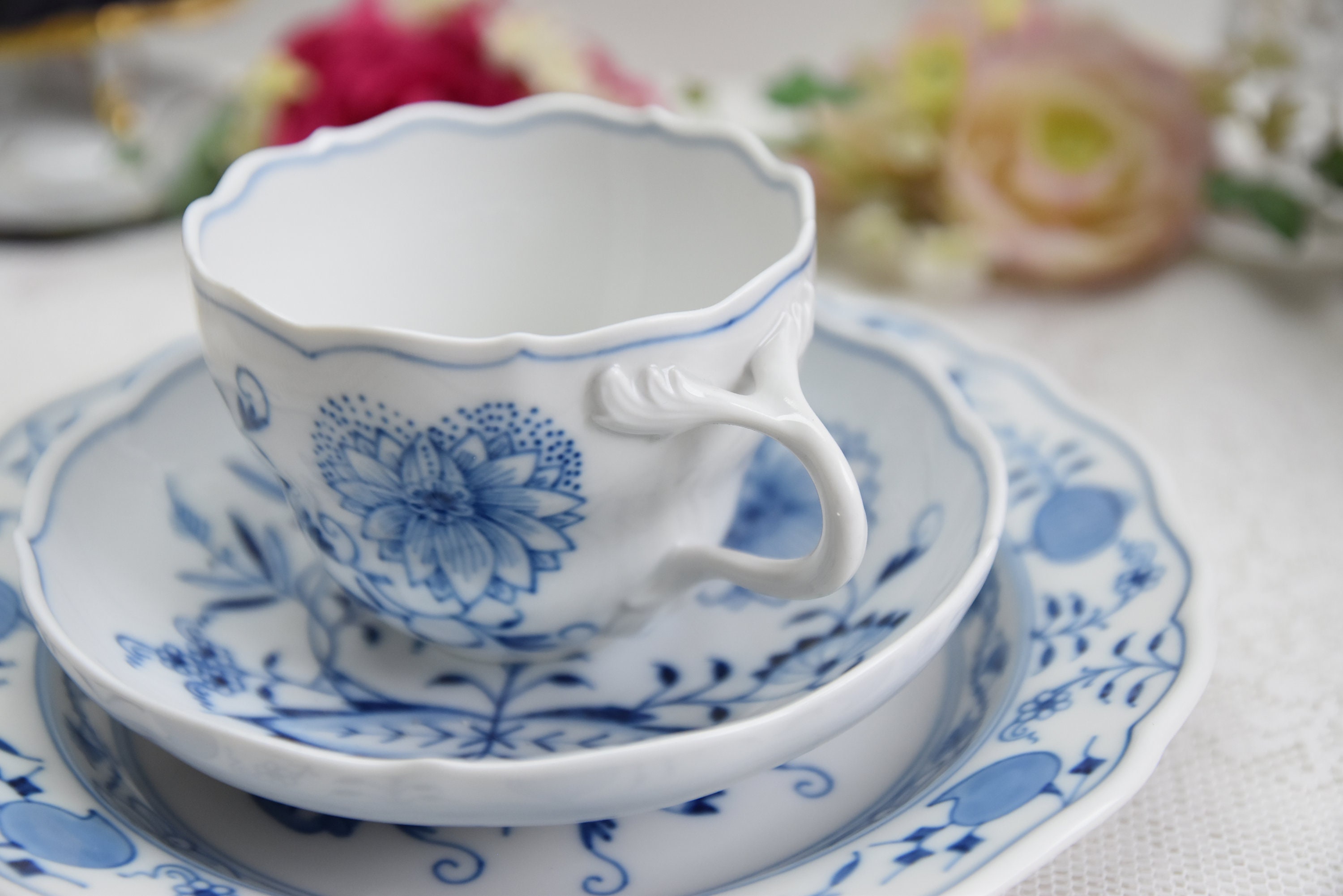 Meissen Germany Tea Cups Meissen Blue Onion Crossed Swords