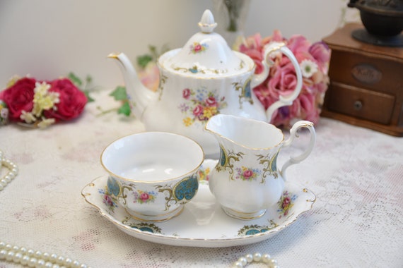 Royal Albert Berkeley Tea Pot Milk Jug and Sugar Bowl Set Whit