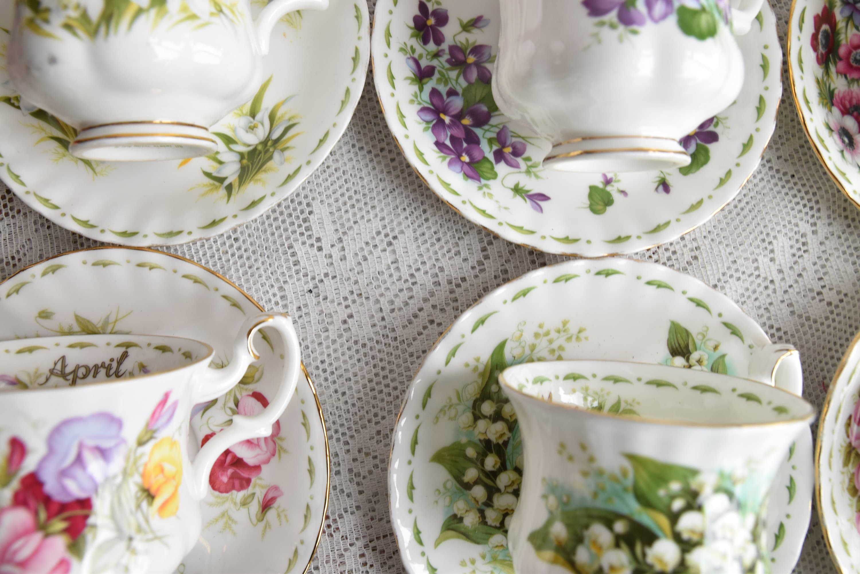 今月の花 ロイヤルアルバート イギリス 完成品 12ヶ月 今月の花 ロイヤルアルバート イギリス 完成品 12ヶ月