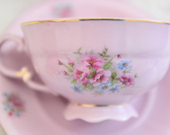 ピンクの花柄ティーカップ＆ソーサー（金縁） - Etsy 日本