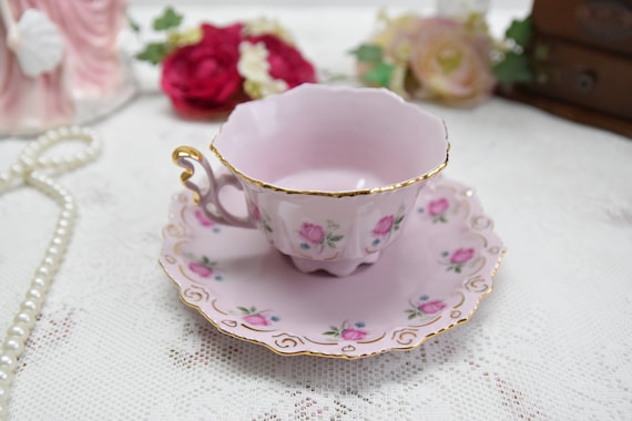 ヴィンテージ ティーカップ セット 花柄磁器 スラブ磁器 ピンク ヴィンテージ ティーカップ セット 花柄磁器 スラブ磁器 ピンク
