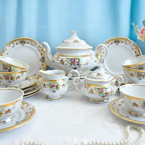 Vintage Tea Set with floral and gold decoration, Porcelain Tea Set with Tea Pot, Antique Tea Service Set for 6 24K Gold Tea Set