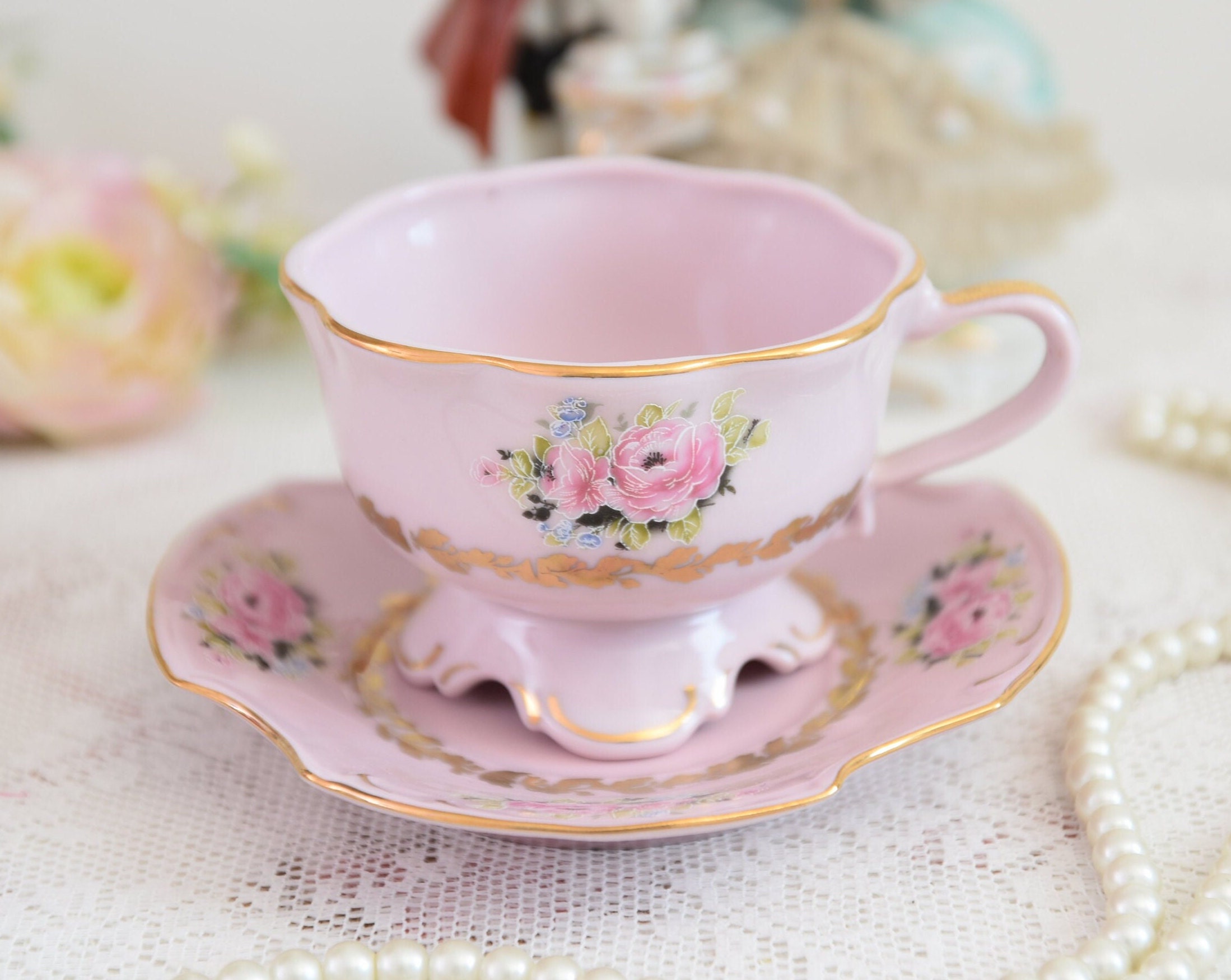 Théière avec tasse et soucoupe Amoria - rose pastel Printemps - J-Line