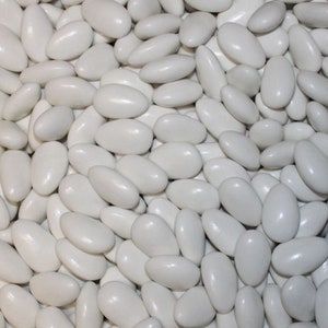 Amandes de mariage de Jordanie, super fines grandes, amandes plates pour des cadeaux de mariage et un buffet de bonbons - Disponible dans de nombreuses couleurs